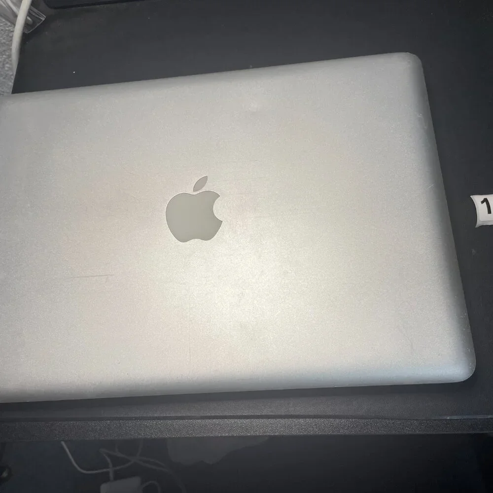 Apple Macbook PRO 2011 4GB RAM, 320GB HDDD, MacOS High Sierra - REF 1466